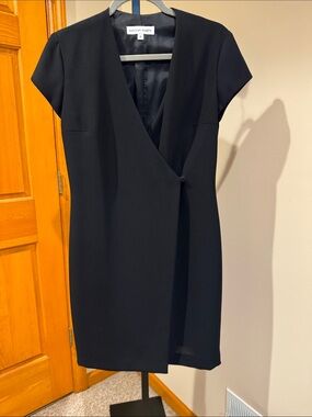 Hannah Hardy Black Cap-Sleeve Wrap Dress Sz 8
